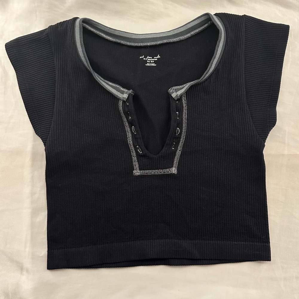 Out From Under Go For Gold Seamless Top from Urban Outfitters in size XS/S